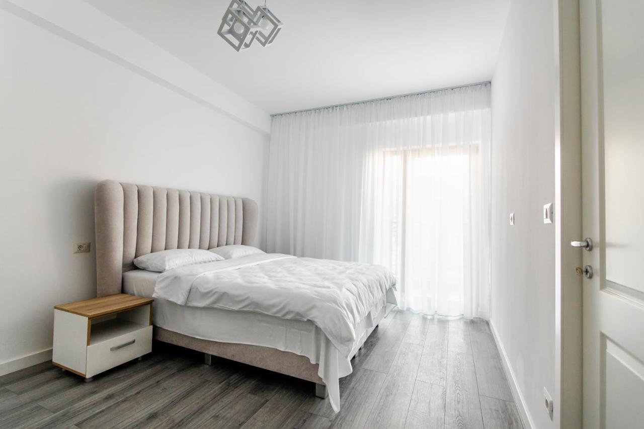 קריובה Samplus Central Apartment מראה חיצוני תמונה